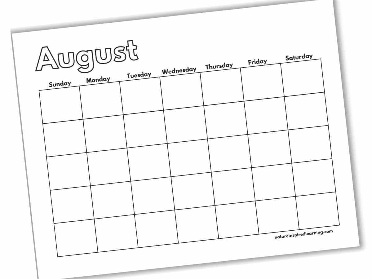 month of august calendar template